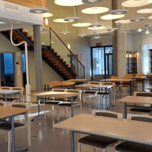 Alvar-Aallon sali (kirjastosali) 140 hlö